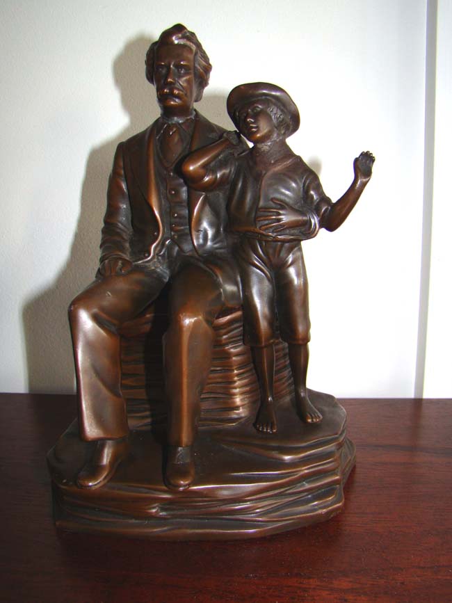 A fine and rare single bookend featuring Mark Twain and Tom Sawyer made by Jennings Brothers of Bridgeport, CT., circa 1930 — image 2